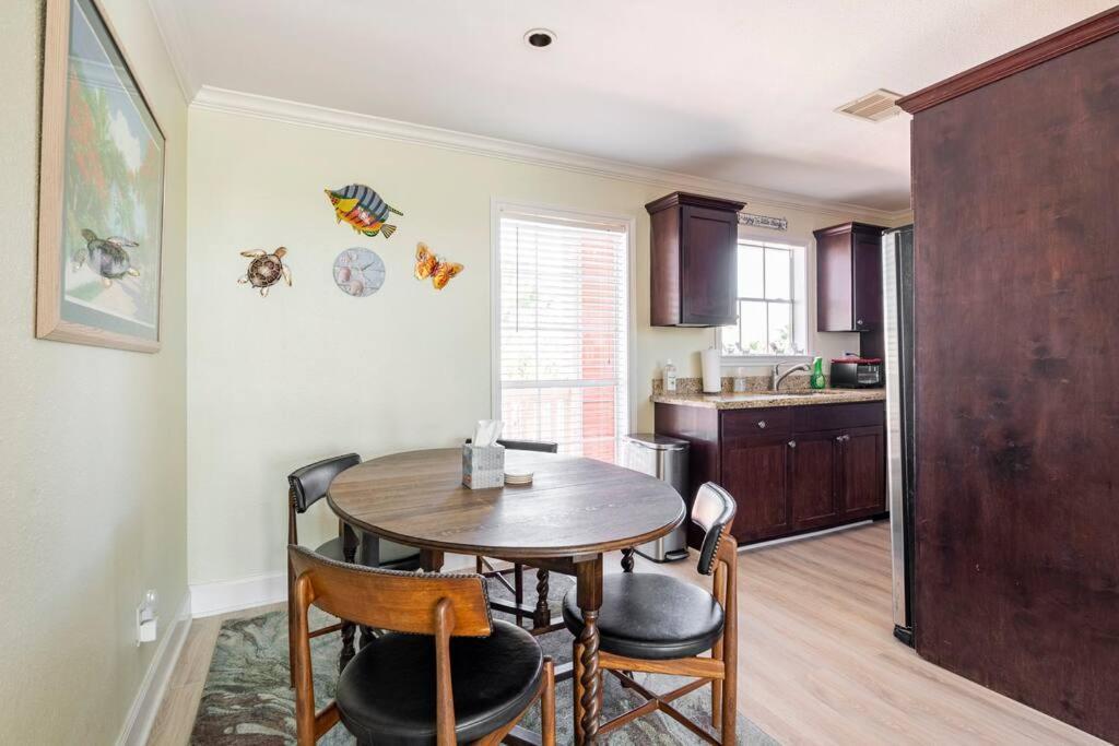 Oceanfront At The Dawns Apartamento Galveston Exterior foto