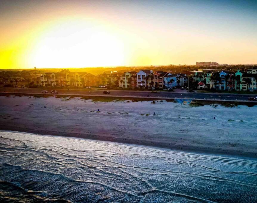 Oceanfront At The Dawns Apartamento Galveston Exterior foto